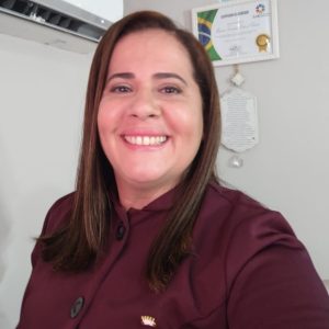 Representante Recife –  Mari Fernandes